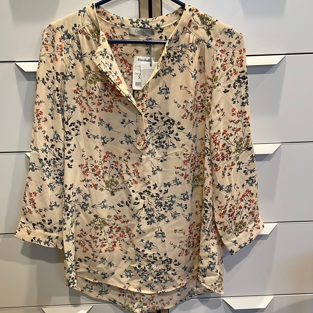 Dalia Split Neck Floral Tunic Blouse, Size Small - New With Tags